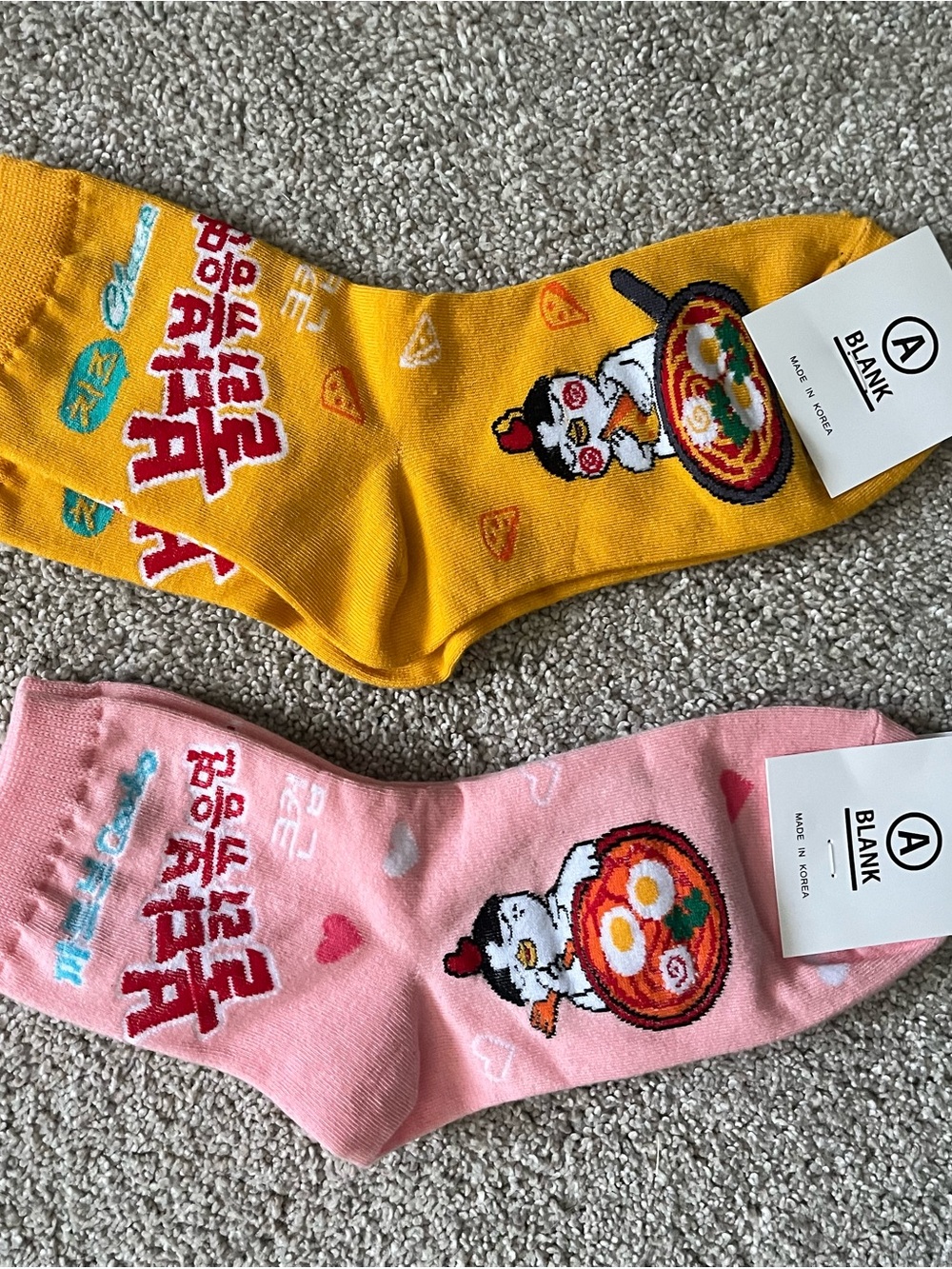 Novelty Korean Buldak Ramen Crew Socks - Yellow & Pink